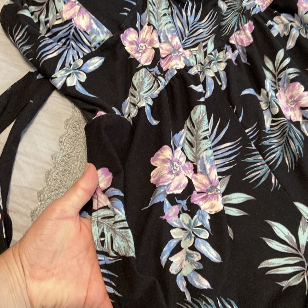 Strapless Romper - Picture 6 of 9